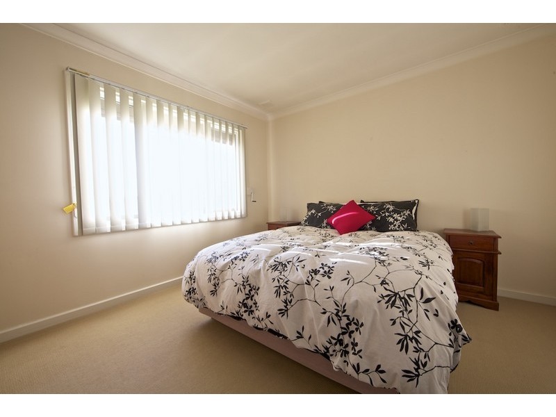 10  Harford Way, Girrawheen WA 6064