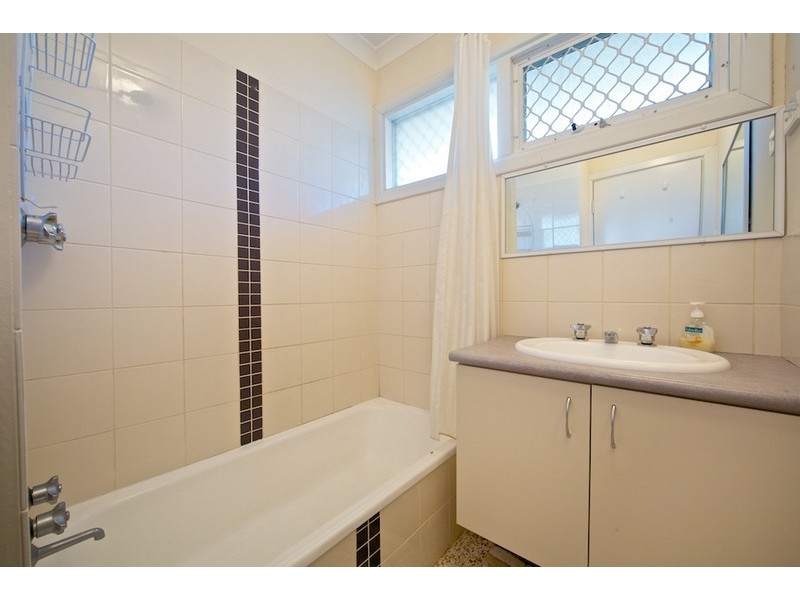 10  Harford Way, Girrawheen WA 6064