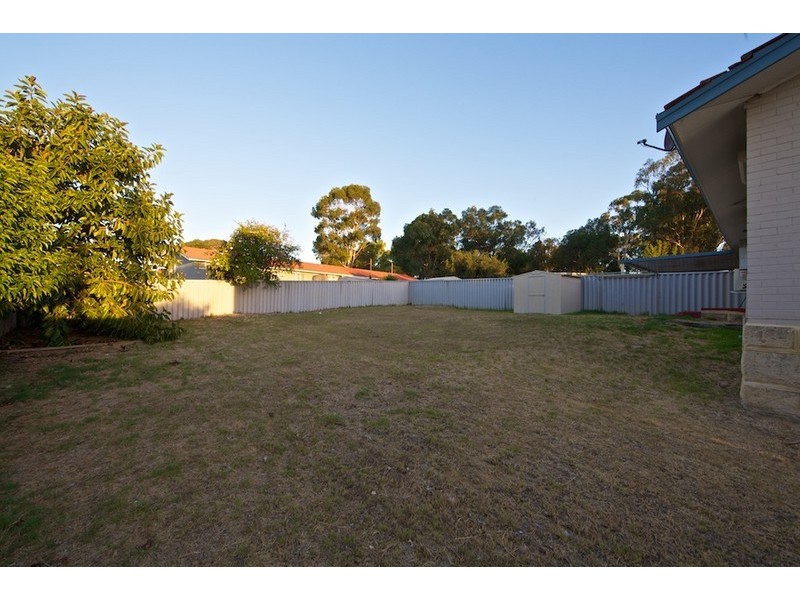 10  Harford Way, Girrawheen WA 6064