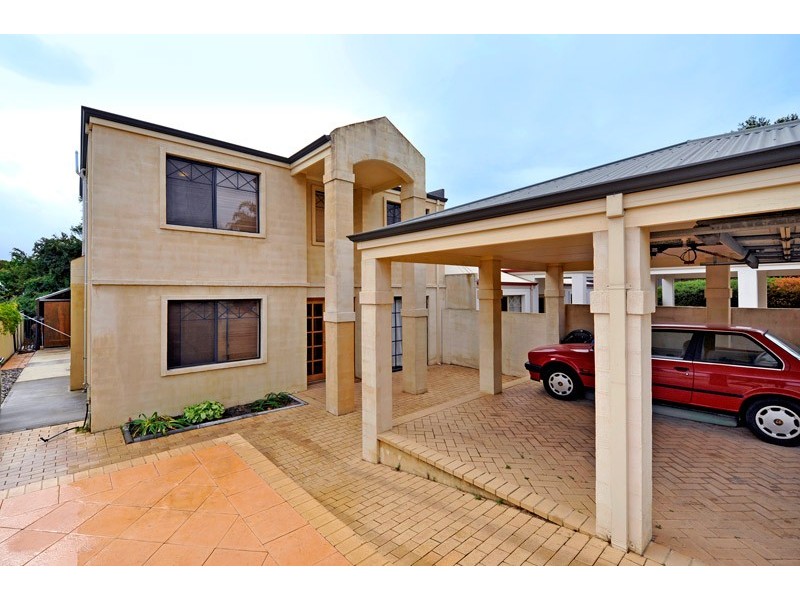 67 Essex Street, Bayswater WA 6053