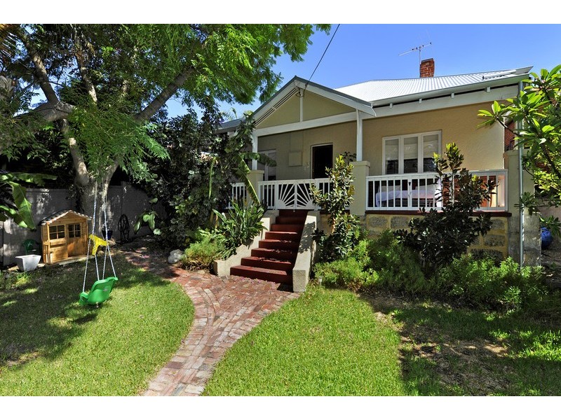 211 Peninsula Road, Maylands WA 6051