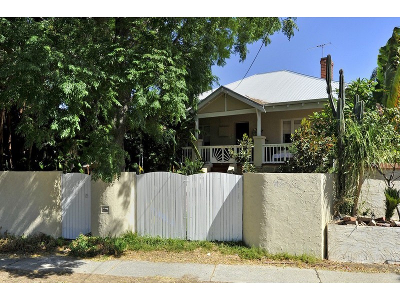 211 Peninsula Road, Maylands WA 6051