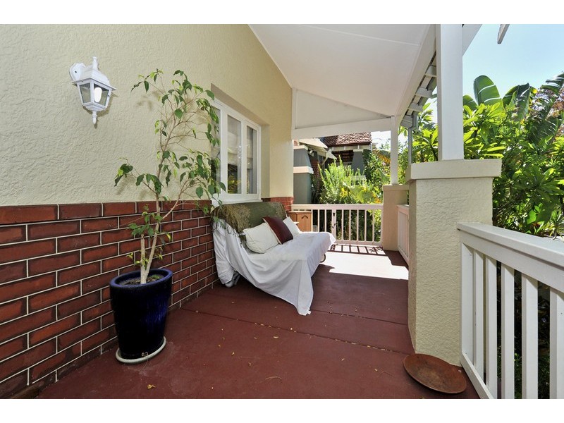 211 Peninsula Road, Maylands WA 6051