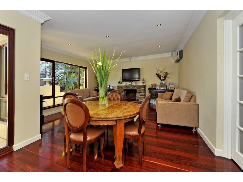 211 Peninsula Road, Maylands WA 6051