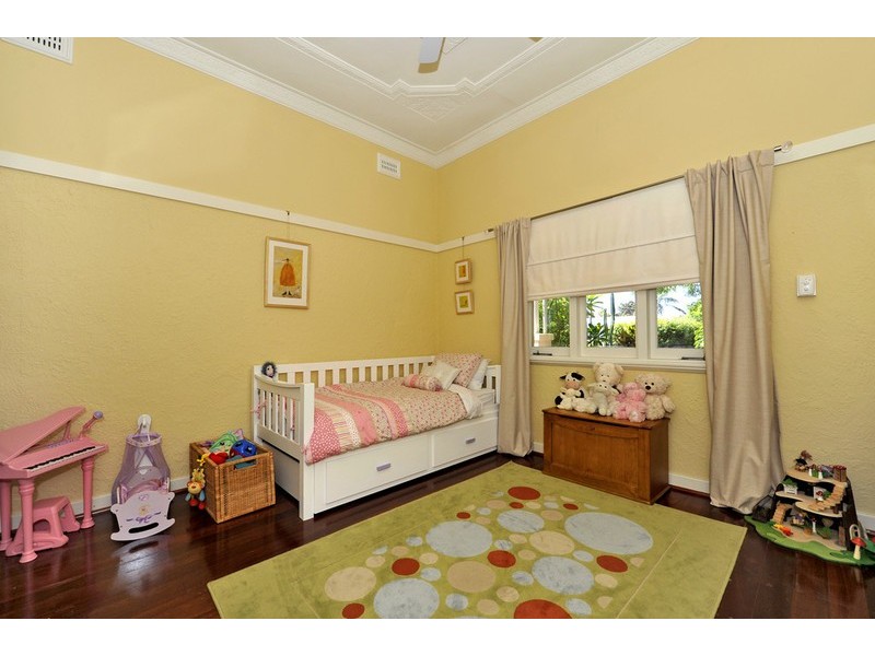 211 Peninsula Road, Maylands WA 6051