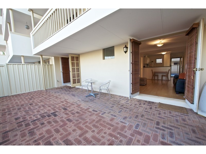 9/22 Nile Street, East Perth WA 6004