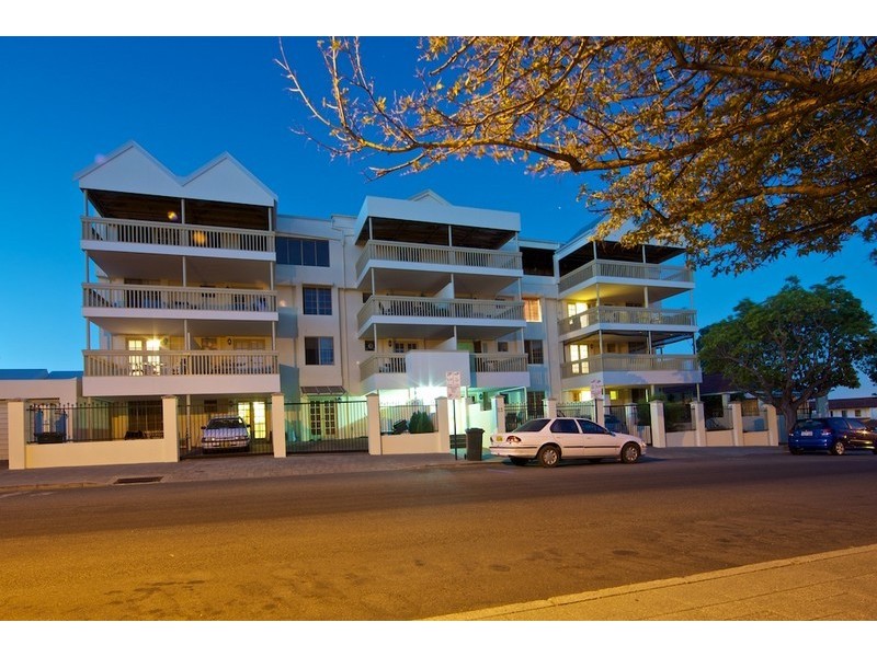 9/22 Nile Street, East Perth WA 6004