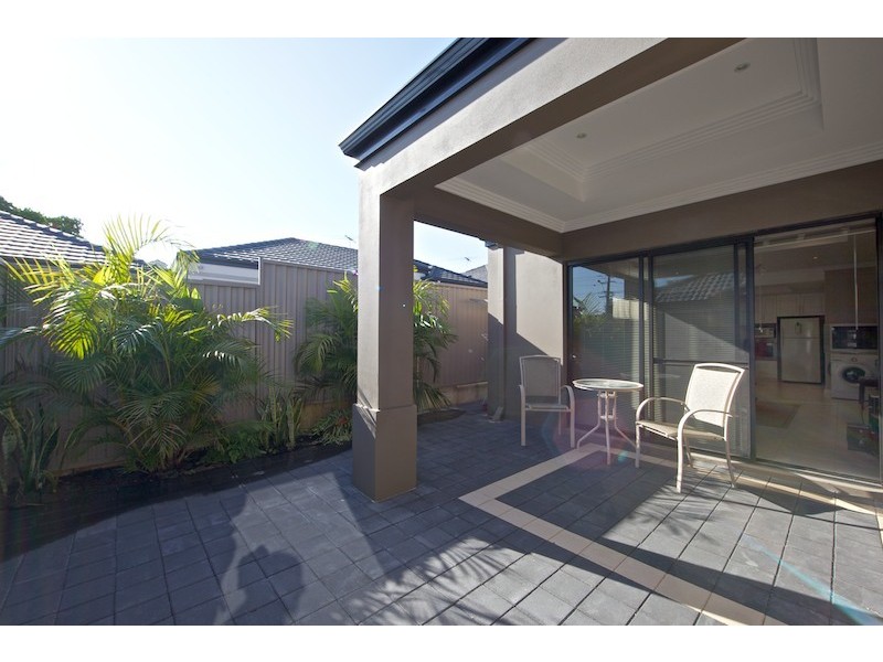 70b Nollamara Ave, Nollamara WA 6061