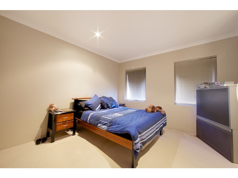 70b Nollamara Ave, Nollamara WA 6061