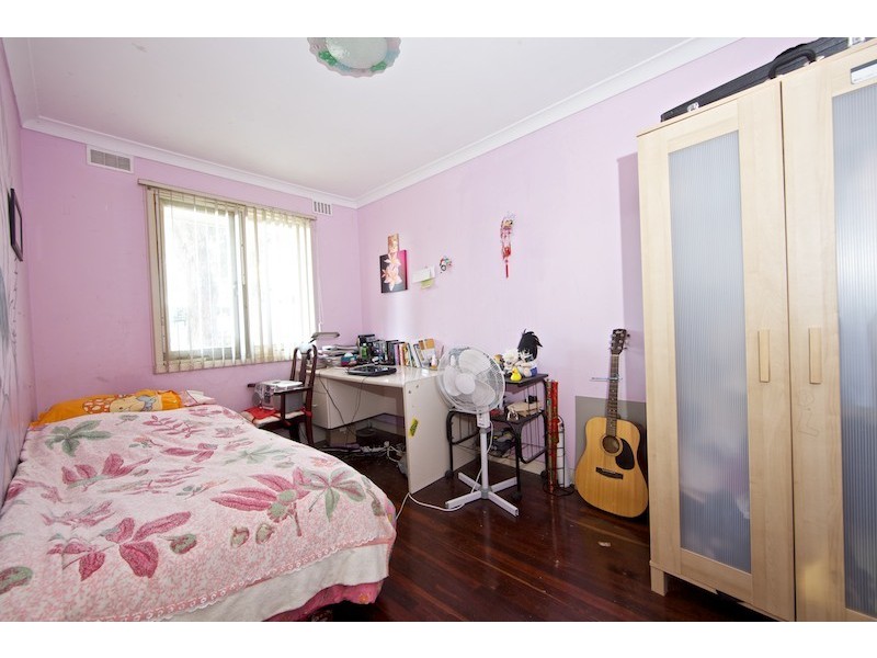 6 Letsom Way, Langford WA 6147