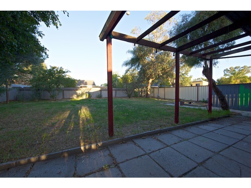 6 Letsom Way, Langford WA 6147