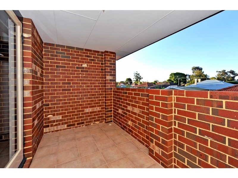 6 Inglewood Lane, Inglewood WA 6052