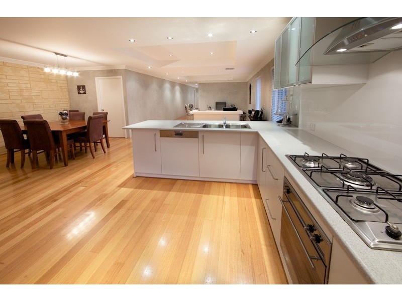 9 Solar Way, Carlisle WA 6101