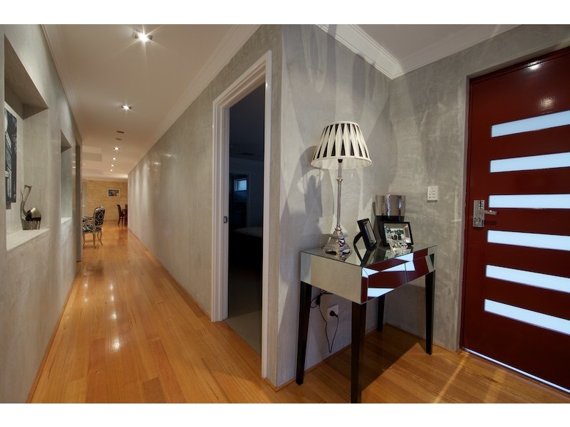 9 Solar Way, Carlisle WA 6101