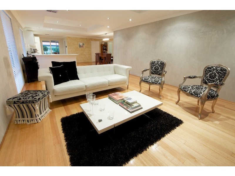 9 Solar Way, Carlisle WA 6101