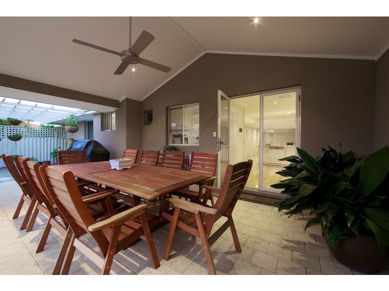 9 Solar Way, Carlisle WA 6101