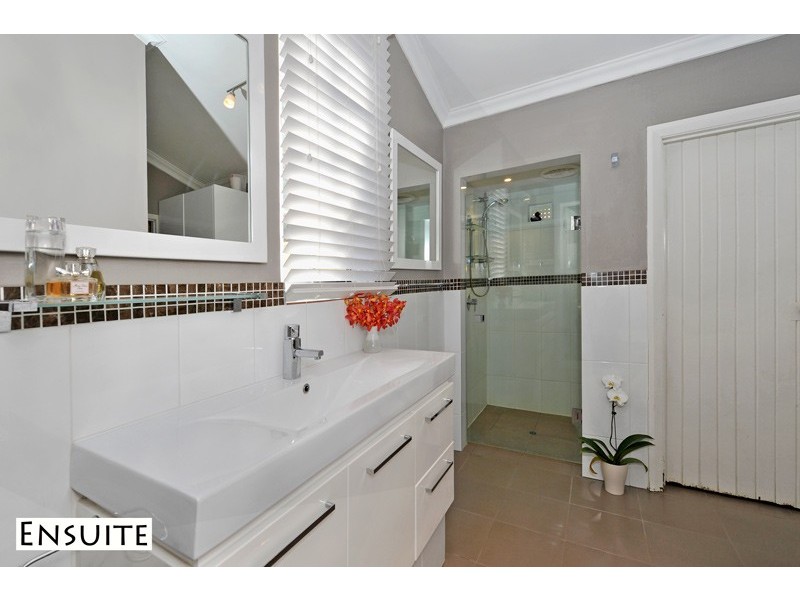 10 Salisbury Street, Bayswater WA 6053