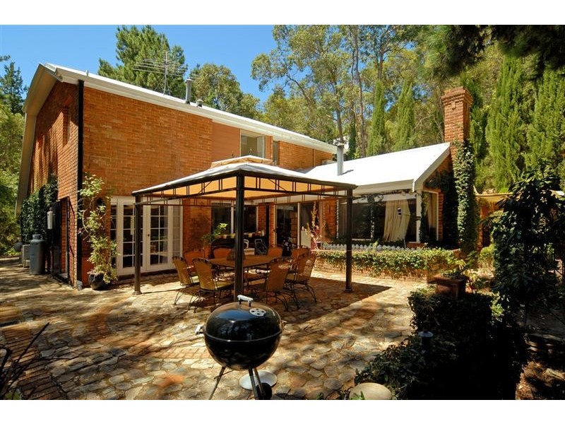 200 Moray Road, Glen Forrest WA 6071