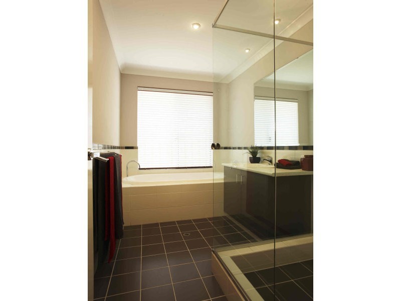 2 Salvin Road, Gwelup WA 6018