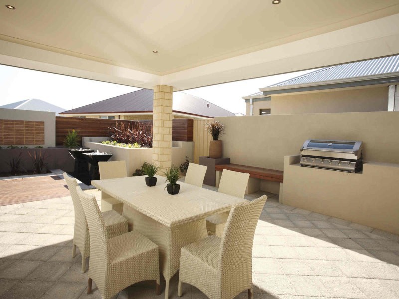 2 Salvin Road, Gwelup WA 6018