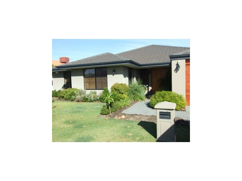 111  San Sebastian Boulevard, Port Kennedy WA 6172