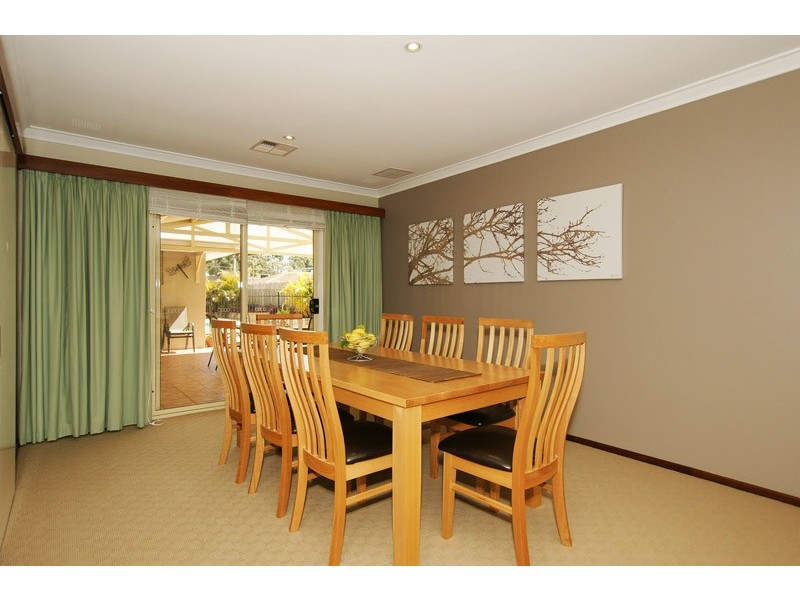 31 Collingwood St, Dianella WA 6059