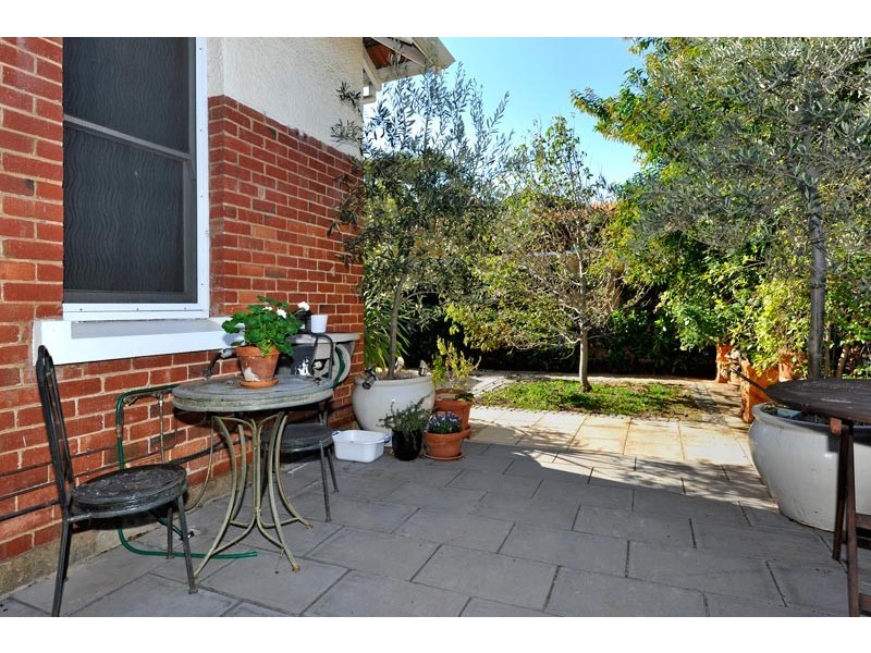 10 Salisbury Street, Bayswater WA 6053