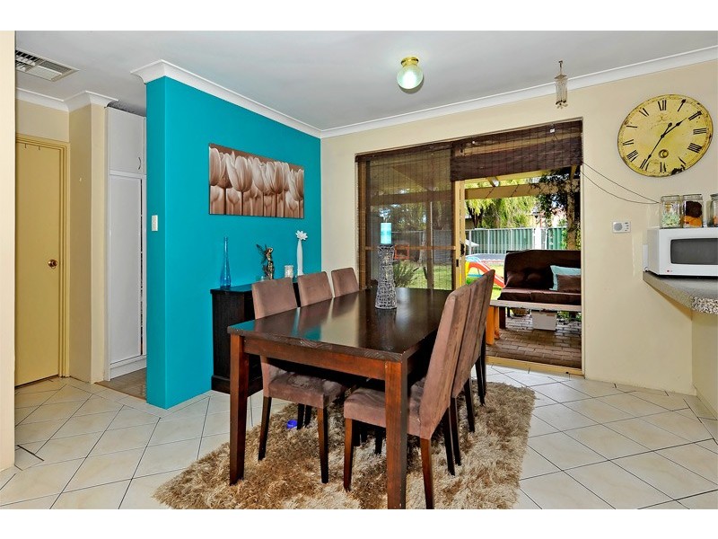 14 Collins Court, High Wycombe WA 6057