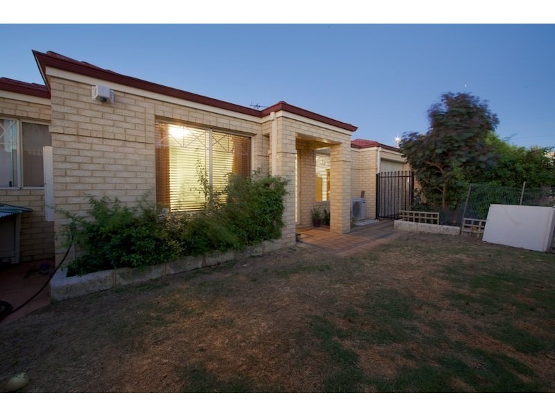 1/133 Swan Street, Tuart Hill WA 6060