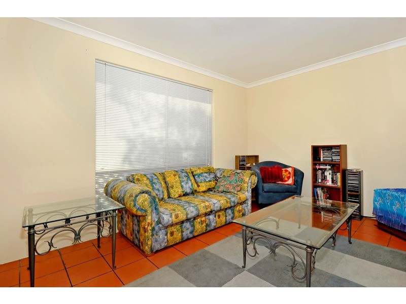 17 Hargrave Place, Parmelia WA 6167