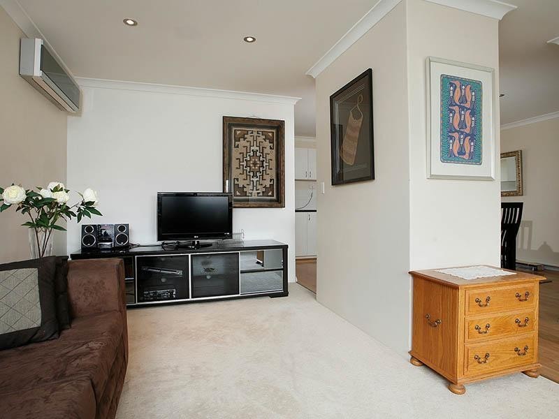 1 Haywood Trail, Leeming WA 6149