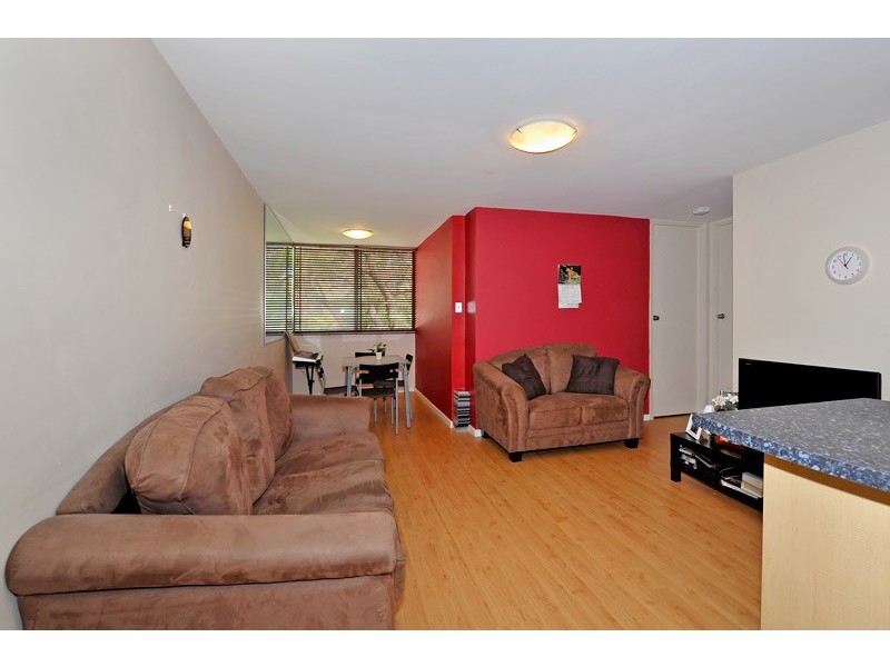 D104/25 Herdsman Pde, Wembley WA 6014