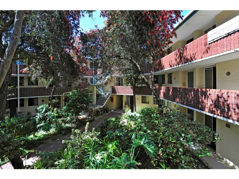 D104/25 Herdsman Pde, Wembley WA 6014