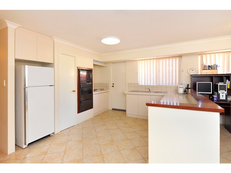 5 Investigator Drive, Waikiki WA 6169
