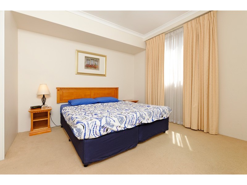 10/190 Hay Street, East Perth WA 6004