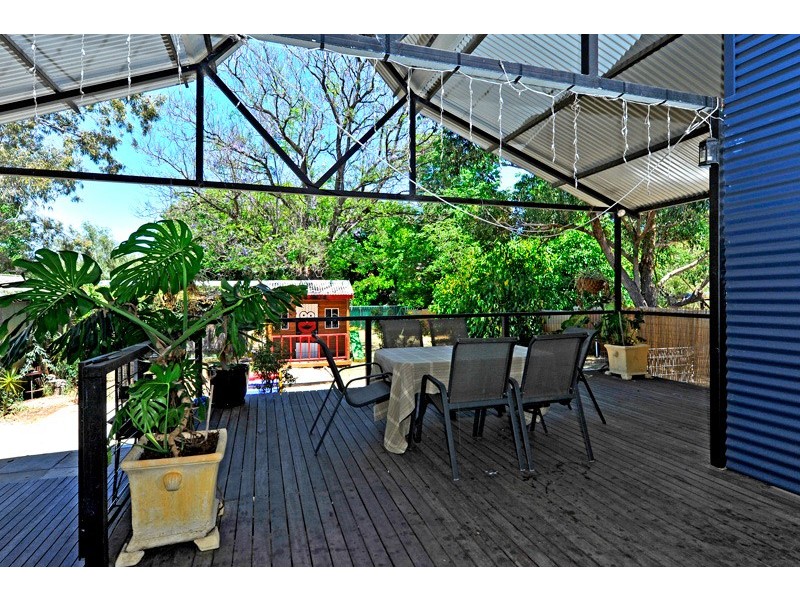 39 Clavering Road, Bayswater WA 6053