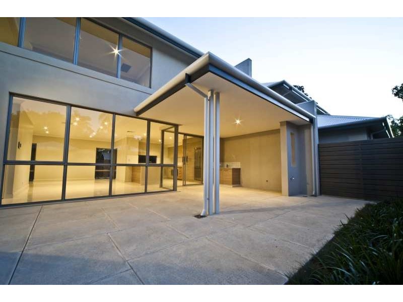 1/34 Bassendean Parade, Bassendean WA 6054