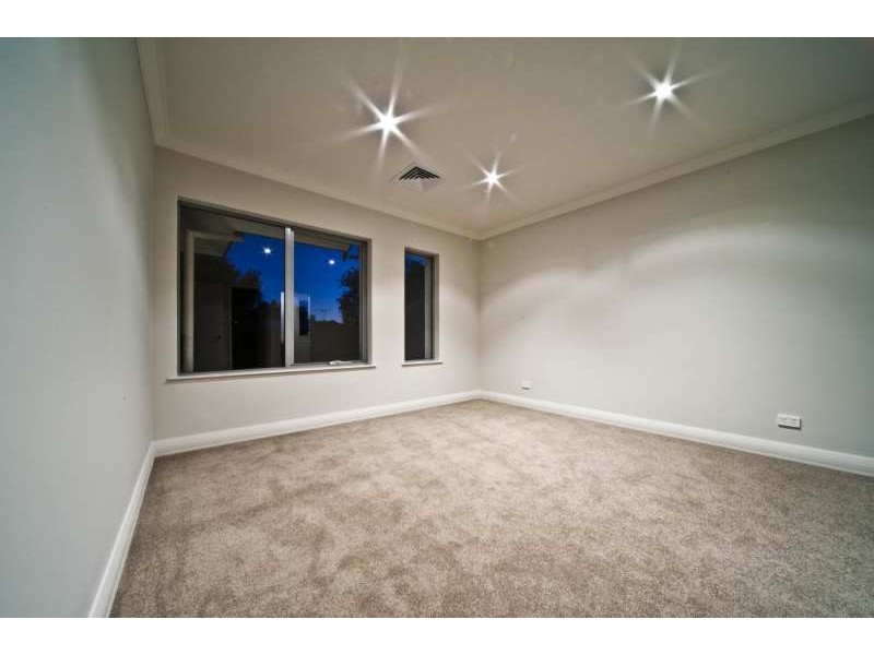 1/34 Bassendean Parade, Bassendean WA 6054