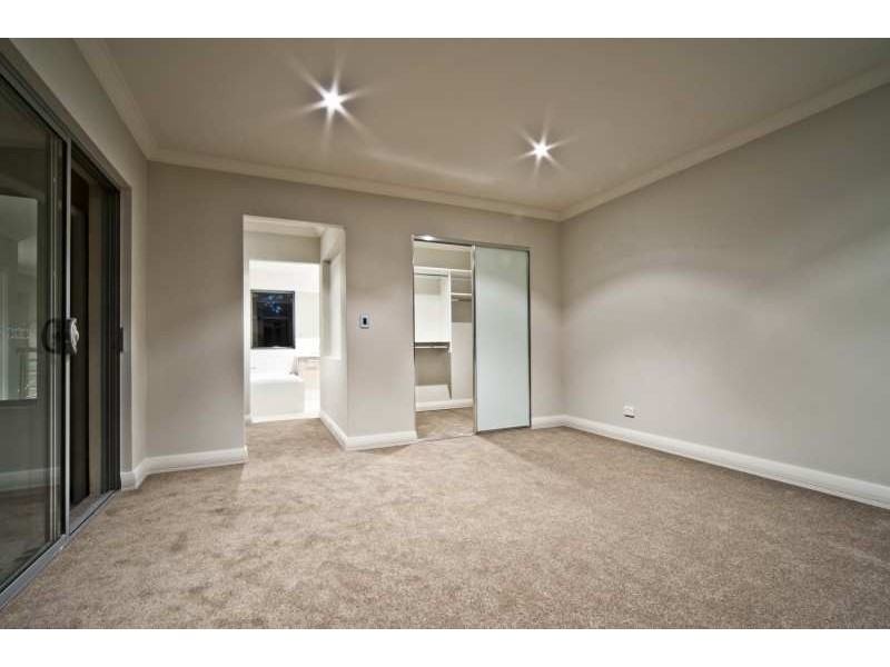 1/34 Bassendean Parade, Bassendean WA 6054