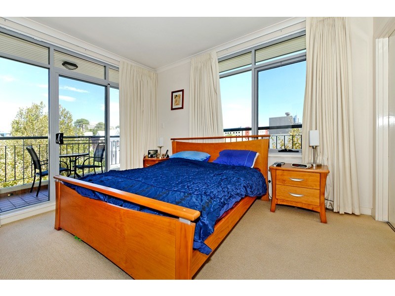 66/20 Royal Street, East Perth WA 6004