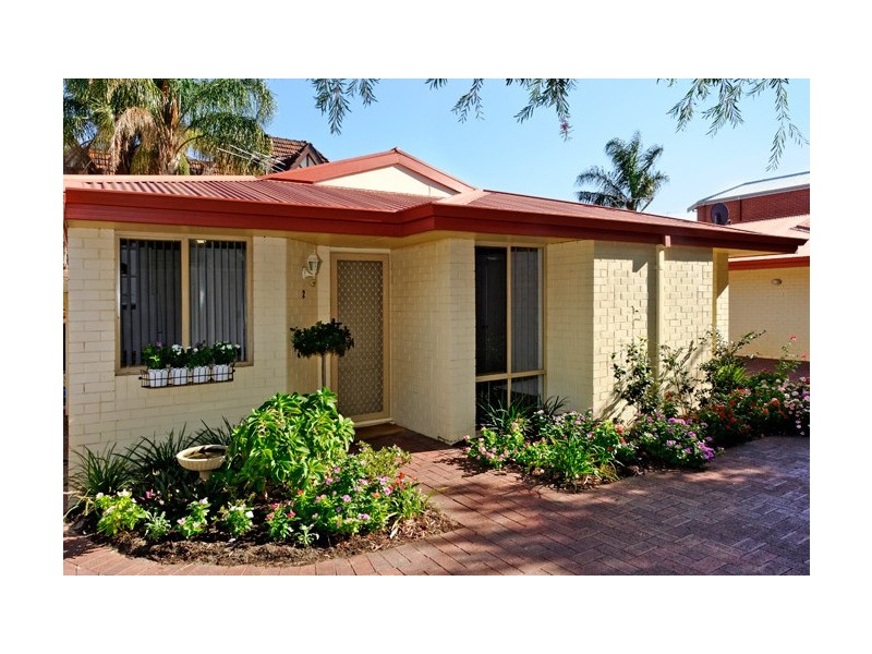 2/112 Central Avenue, Inglewood WA 6052