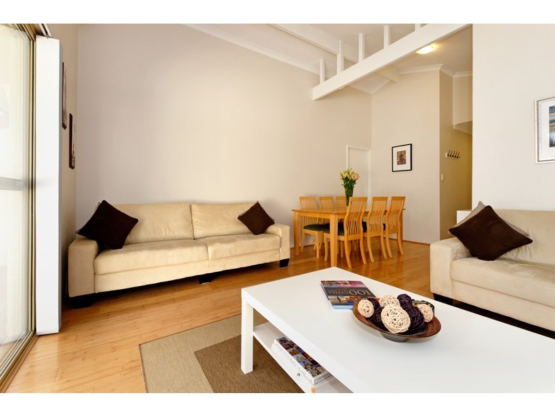 2/112 Central Avenue, Inglewood WA 6052