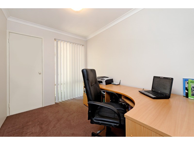 2/112 Central Avenue, Inglewood WA 6052