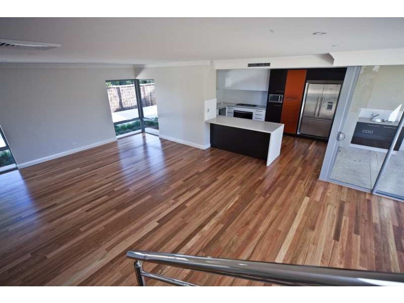 2/34 Bassendean Parade, Bassendean WA 6054