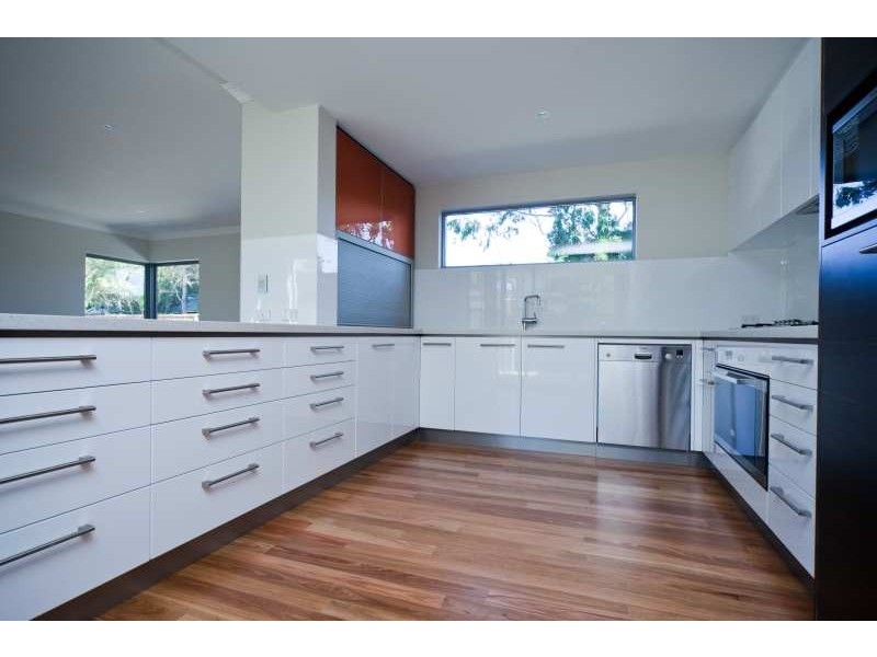 2/34 Bassendean Parade, Bassendean WA 6054