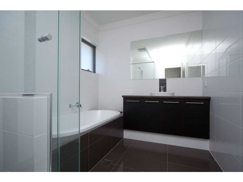 2/34 Bassendean Parade, Bassendean WA 6054