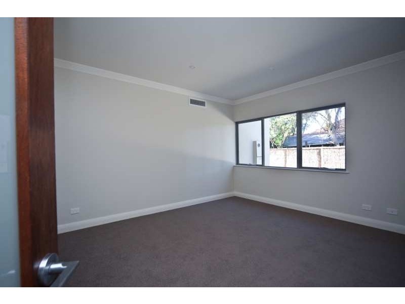 2/34 Bassendean Parade, Bassendean WA 6054