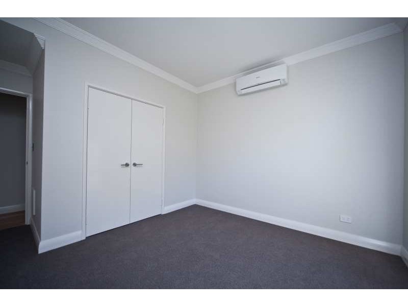 2/34 Bassendean Parade, Bassendean WA 6054