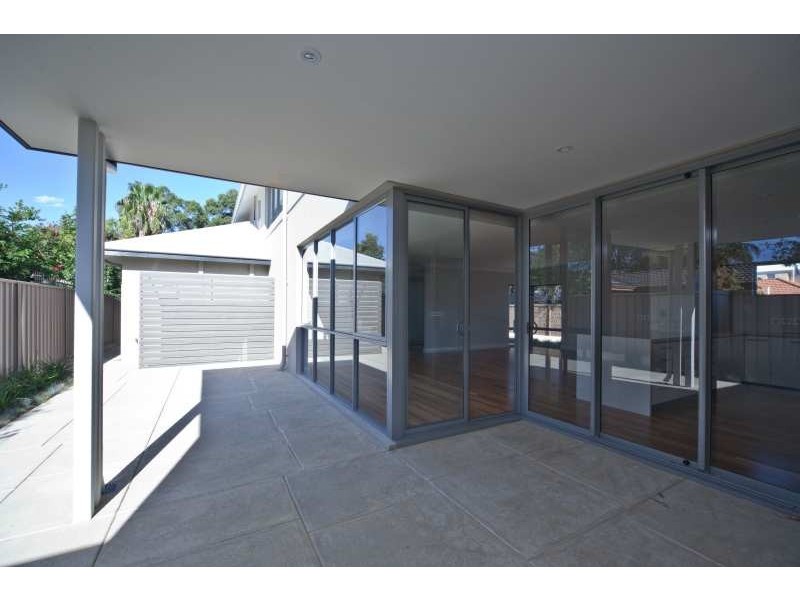 2/34 Bassendean Parade, Bassendean WA 6054