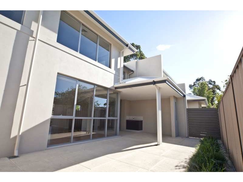 2/34 Bassendean Parade, Bassendean WA 6054
